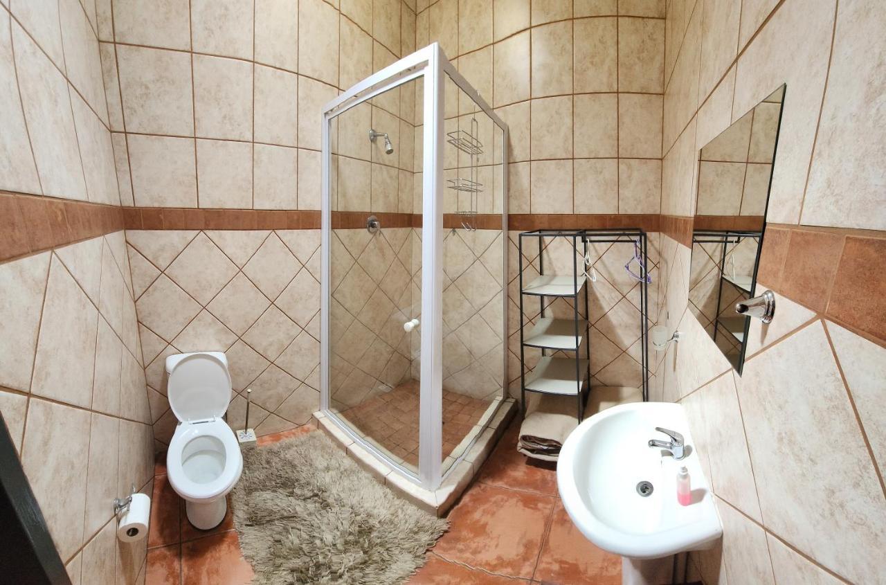 Отель Casa Feliz Мокопане Экстерьер фото